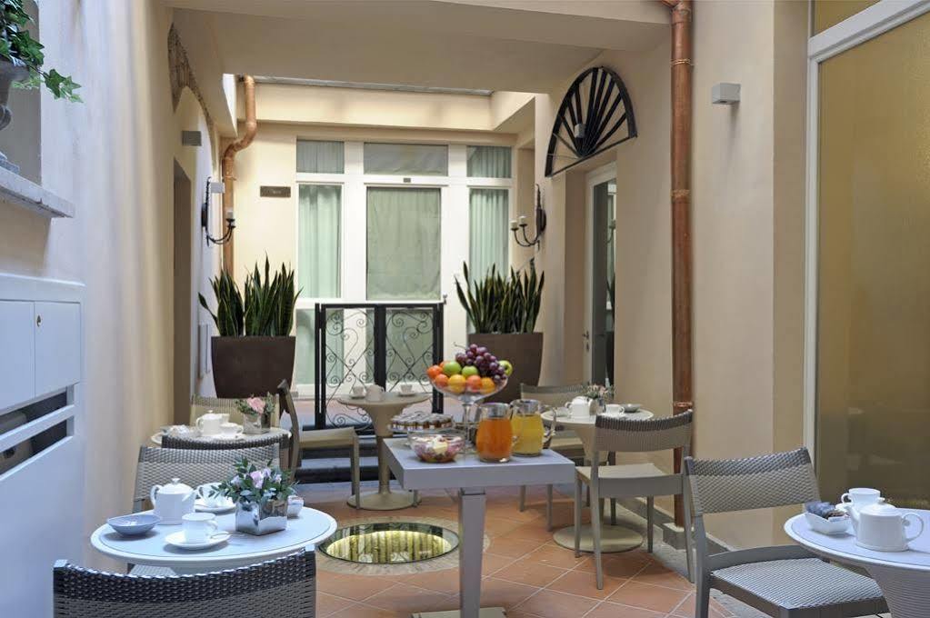Trevi Palace Luxury Inn Roma Restaurant bilde