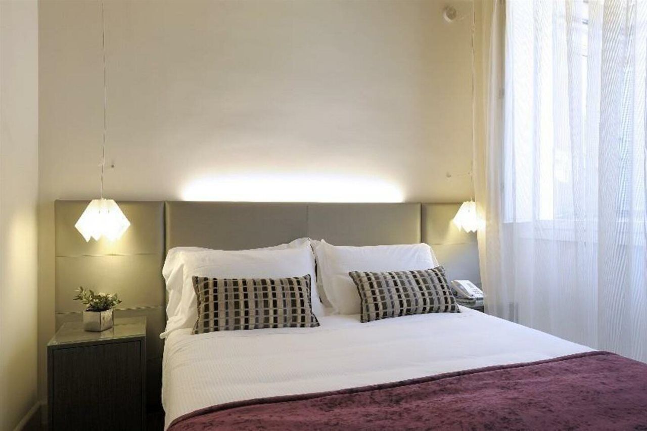 Trevi Palace Luxury Inn Roma Rom bilde